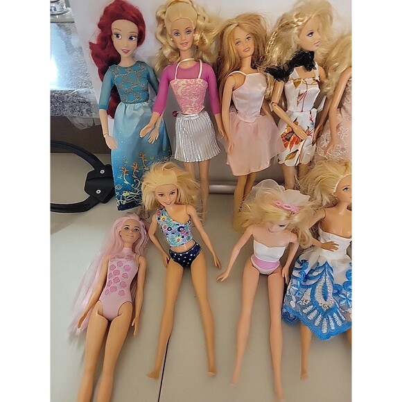 Huge lot Barbie Doll 16 pc Some maybe Disney - Picture 2 of 12